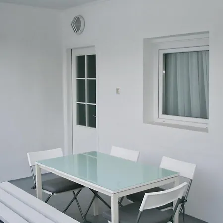 Rem House Apartment *